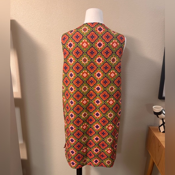 Colorful Geometric Patterned Vest - Picture 5 of 7